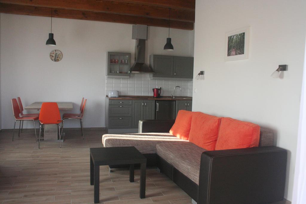 Malomko Apartman Zsira Exteriér fotografie